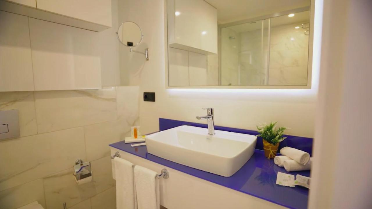 Orbi City Suite Sea View In Batumi Aparthotel 外观 照片