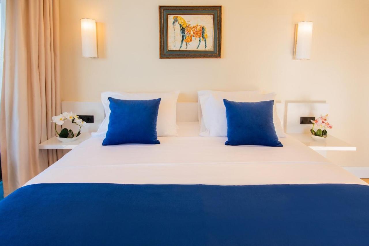 Orbi City Suite Sea View In Batumi Aparthotel 外观 照片